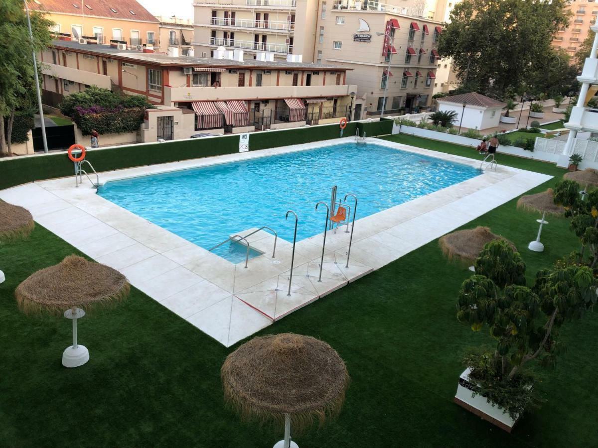 Apartamento Los Nidos 토레몰리노스 외부 사진